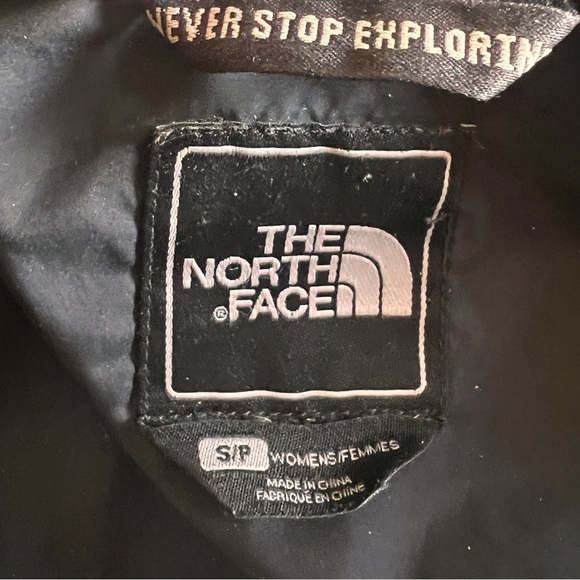 The North Face Hey mama black Bomba puffer bomber jacket - Picture 9 of 12